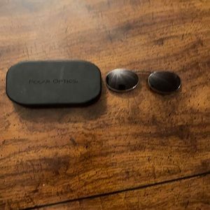 Polar optics glasses case and clips
